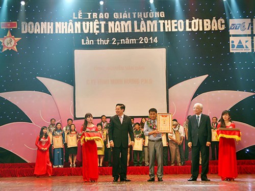 Dừng Chương trình 'Doanh nhân Việt Nam làm theo lời Bác'